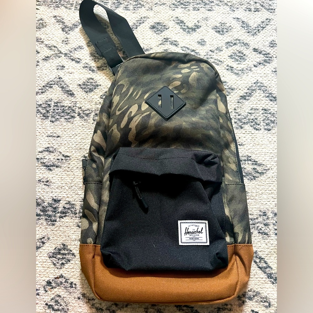 Herschel’s Supply Co. Heritage Shoulder Bag in Forest Leopard/Rubber